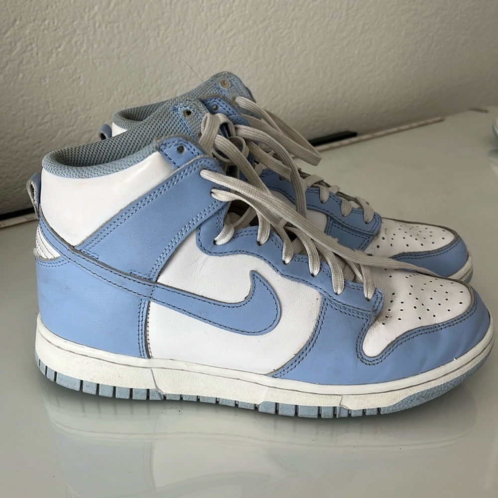 Wmns Aluminum Dunk High